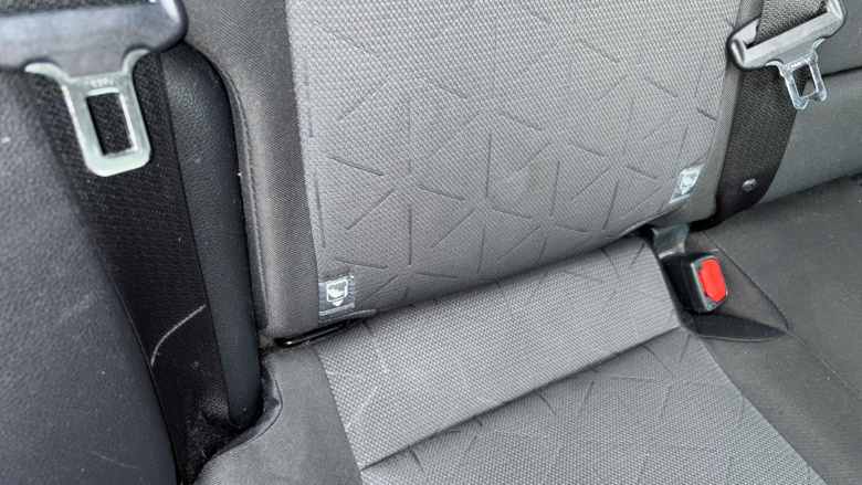 Toyota RAV4 2.5 VVT-i Hybrid Design 5dr CVT Hybrid Estate